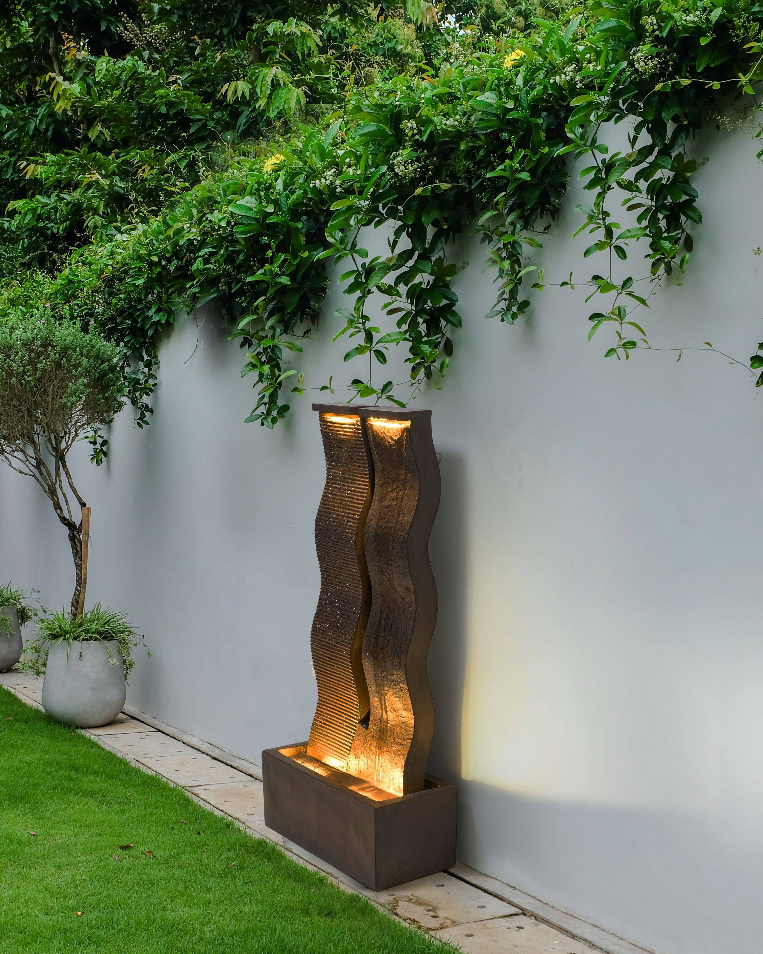 Beliani - Fontaine décorative Résine Marron SUNLINE - Beliani - Image 1