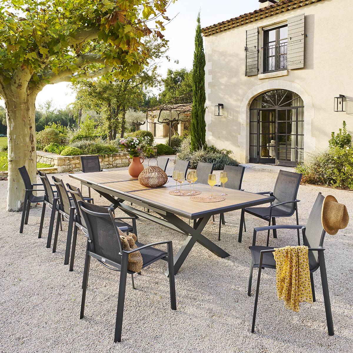 Hesperide - Table de jardin extensible AXIOME Effet bois Noix & Graphite 12 places - Hespéride - Image 1