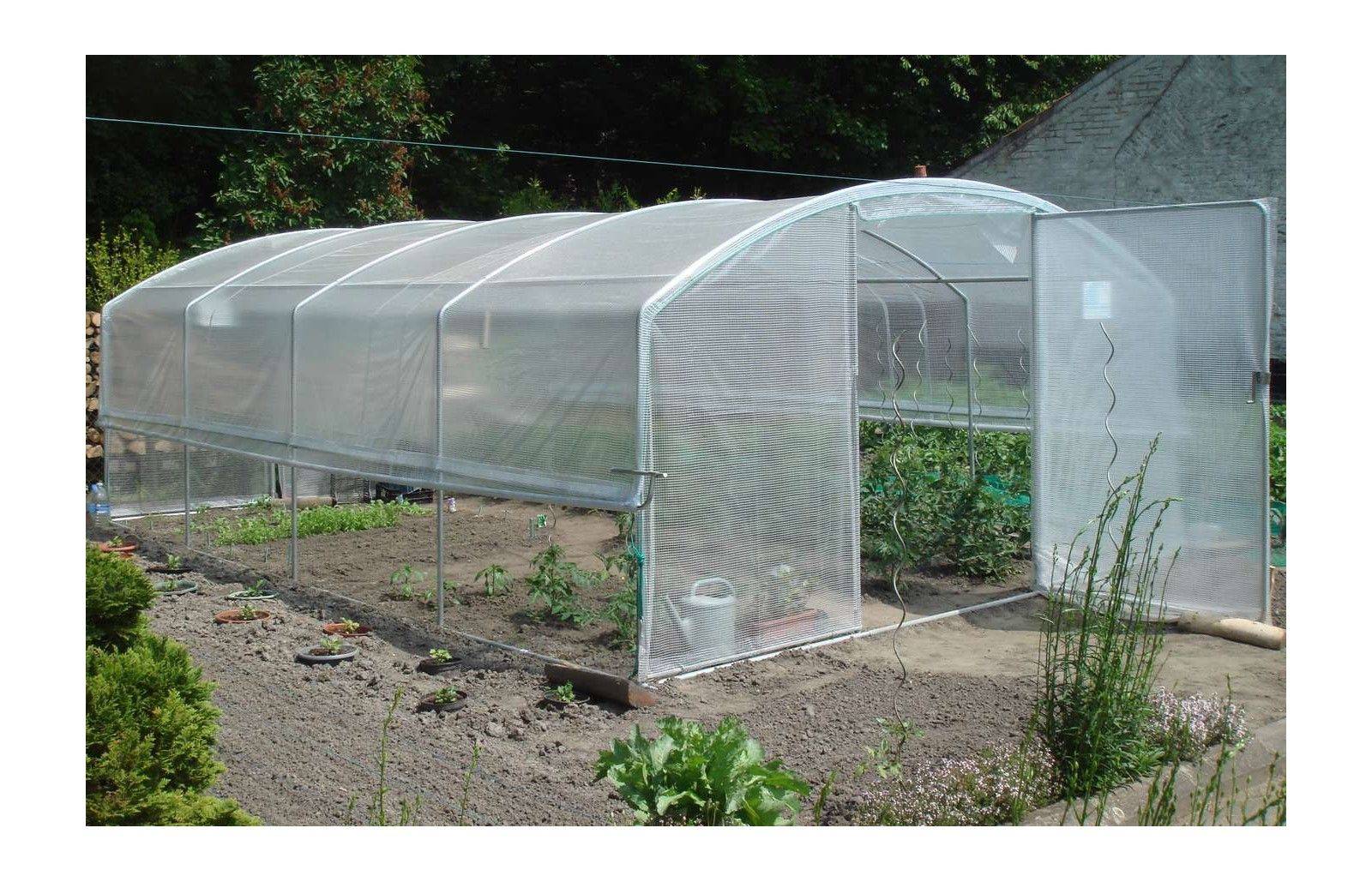 Serre de jardin - 24m² - 4 x 6m - pied droit 1,50m - polyéthylène haute densité - 1 porte pivotante - aérations latérales - LES SERRES TONNEAU - Image 4