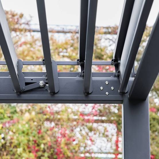 sweeek - Pergola Bioclimatique gris anthracite – Triomphe – 3x4m. aluminium. à lames orientables | sweeek - Image 3