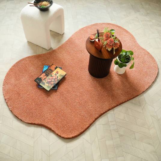 Decoweb - Tapis contemporain de forme organique - Influence - Rose corail - 120 x 180 cm - Decoweb - Image 1