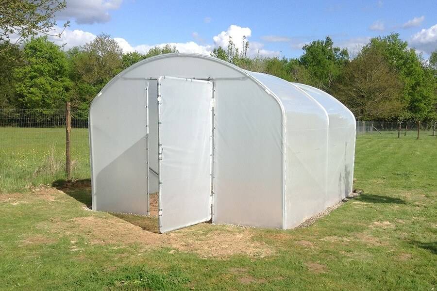 Serre de jardin Saumuroise - 12m² - 2 portes avec bâche diffusante - Jardin Couvert - Image 1