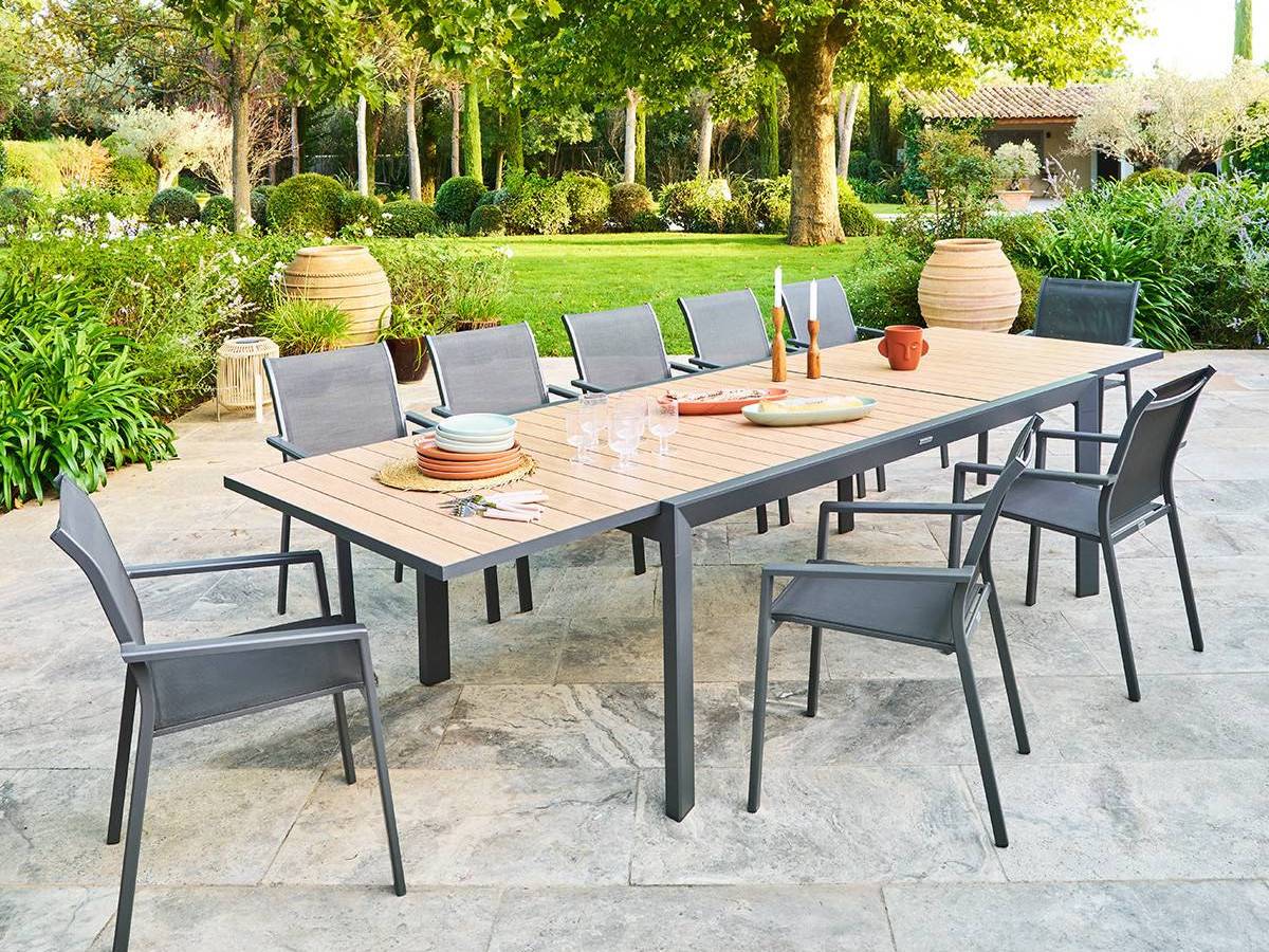 Hesperide - Table de jardin rectangulaire extensible en aluminium Evasion Honey/Graphite 10/12 places + 12 fauteuils Piazza - Hespéride - Image 3