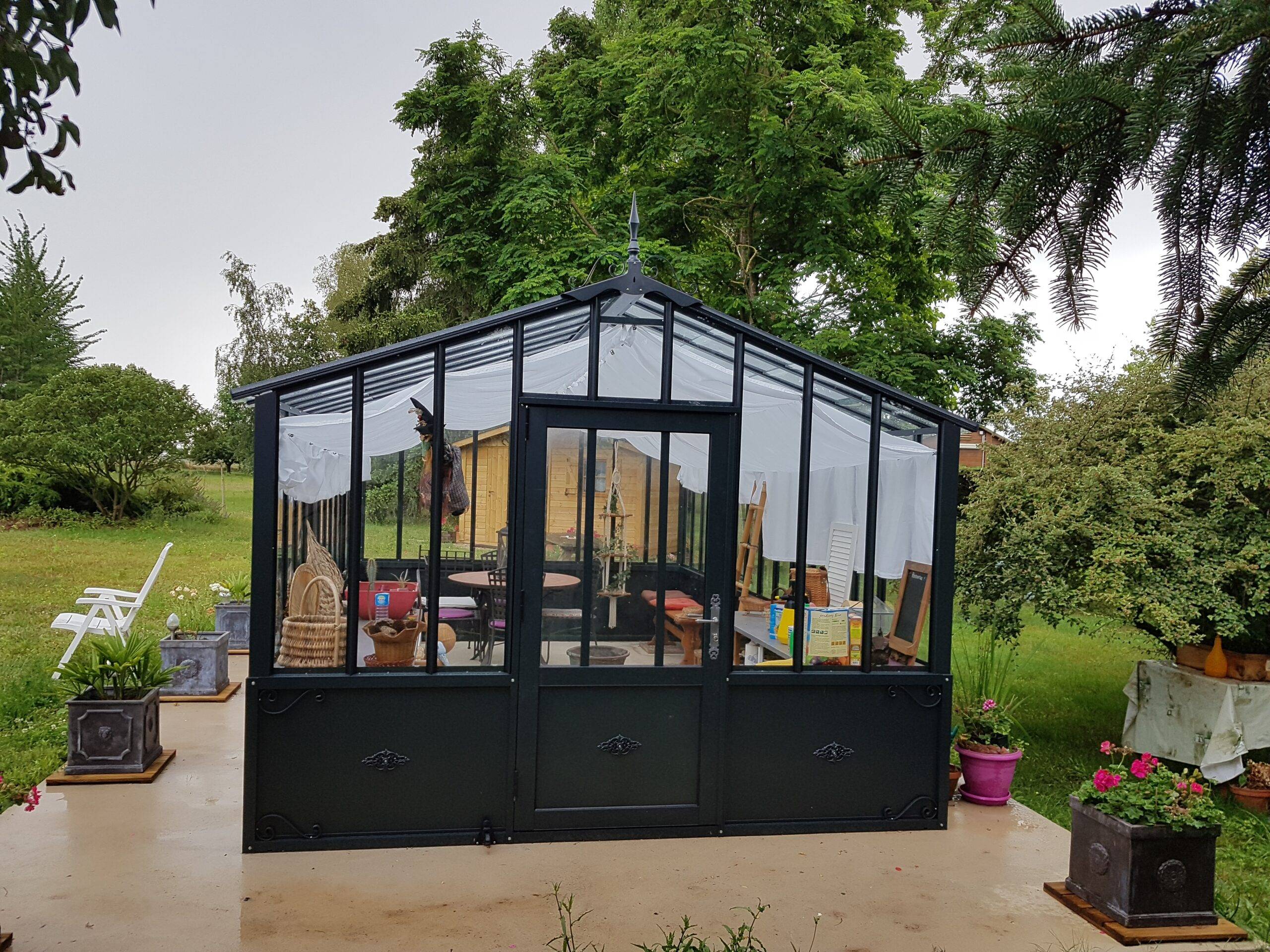 12m²  -  Serre en verre à l'ancienne - Joséphine Soubassement - Aluminium - 12m² - Gris Anthracite Structuré - L'atelier Des Serres - Imagen 4