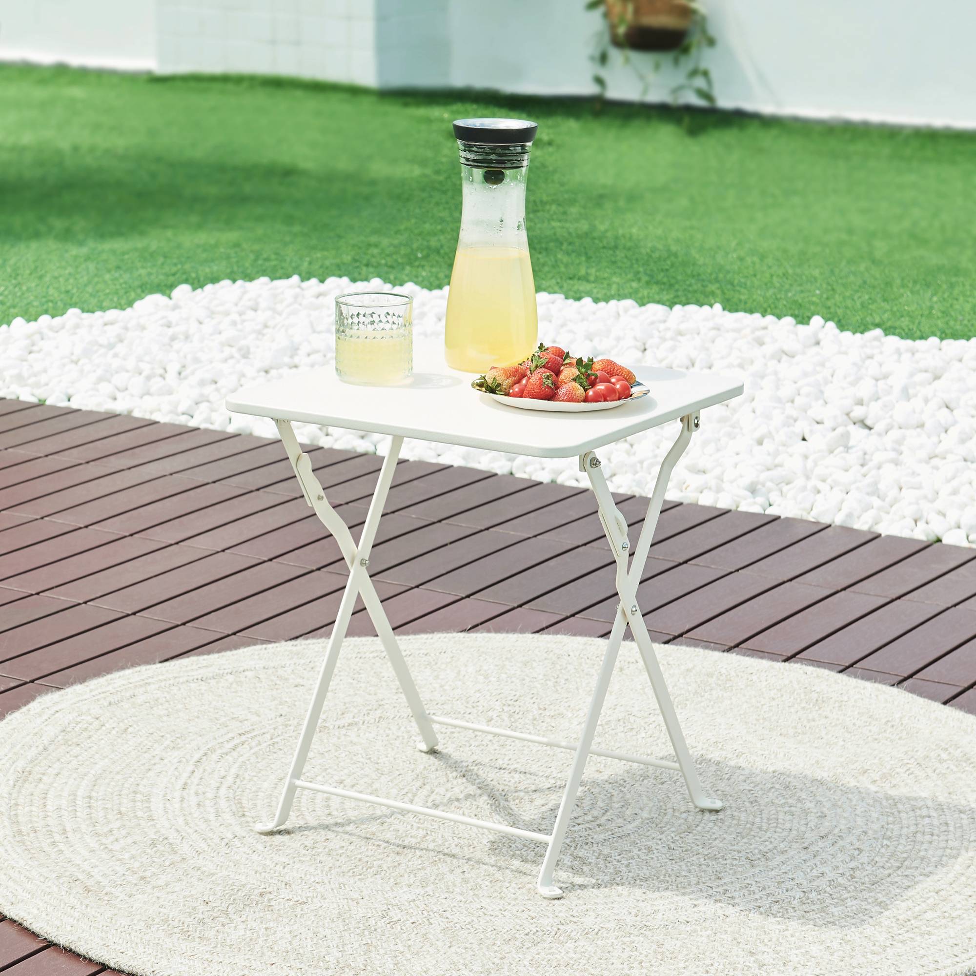 Table pliante Vegårshei acier 45 x 40 x 40 cm blanc [en.casa] - Imagen 2