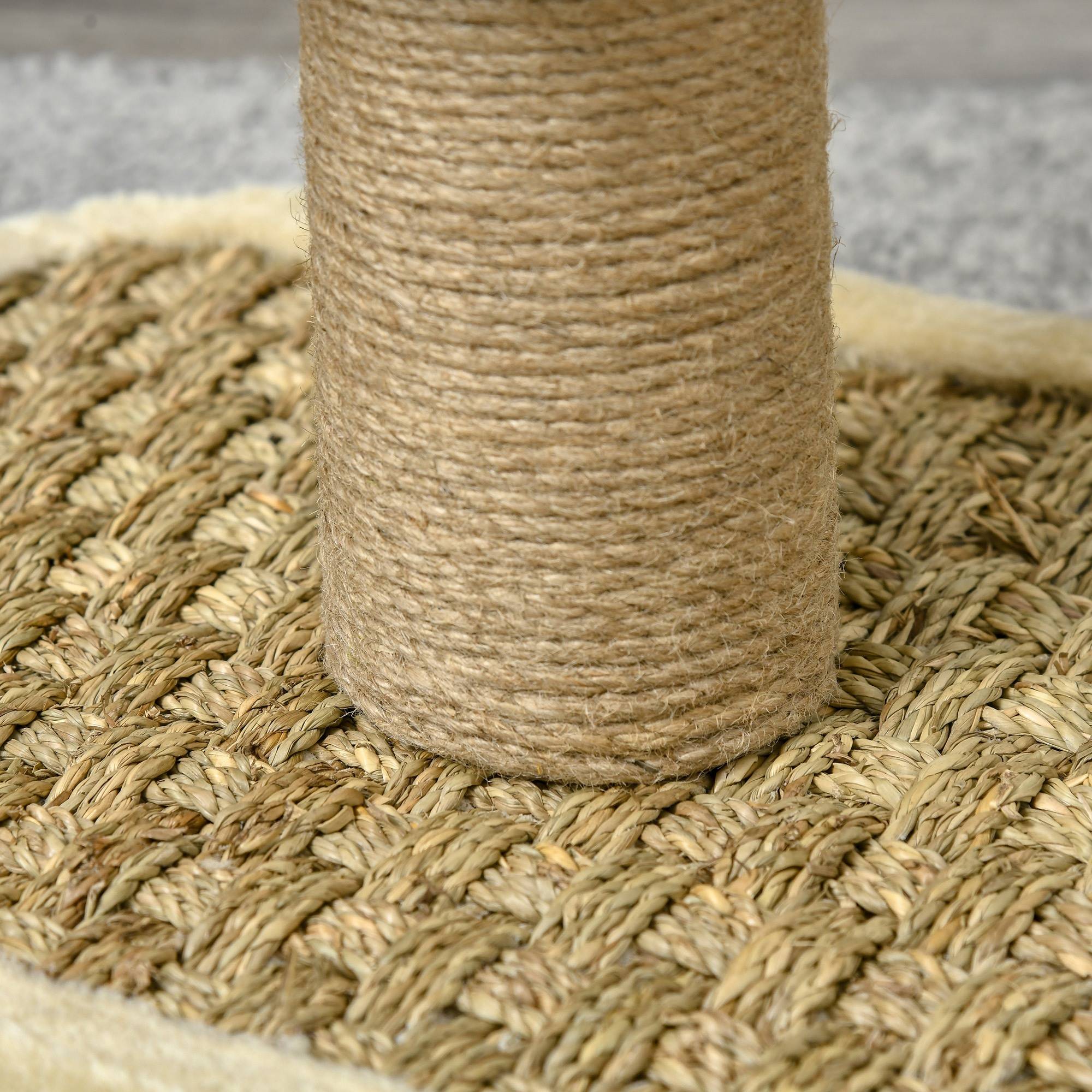 Pawhut - Arbre à chat rond style cosy chic griffoir grattoirs sisal jeu suspendu souris niche avec coussin cordes d'algues tressées peluche courte beige - Imagen 9