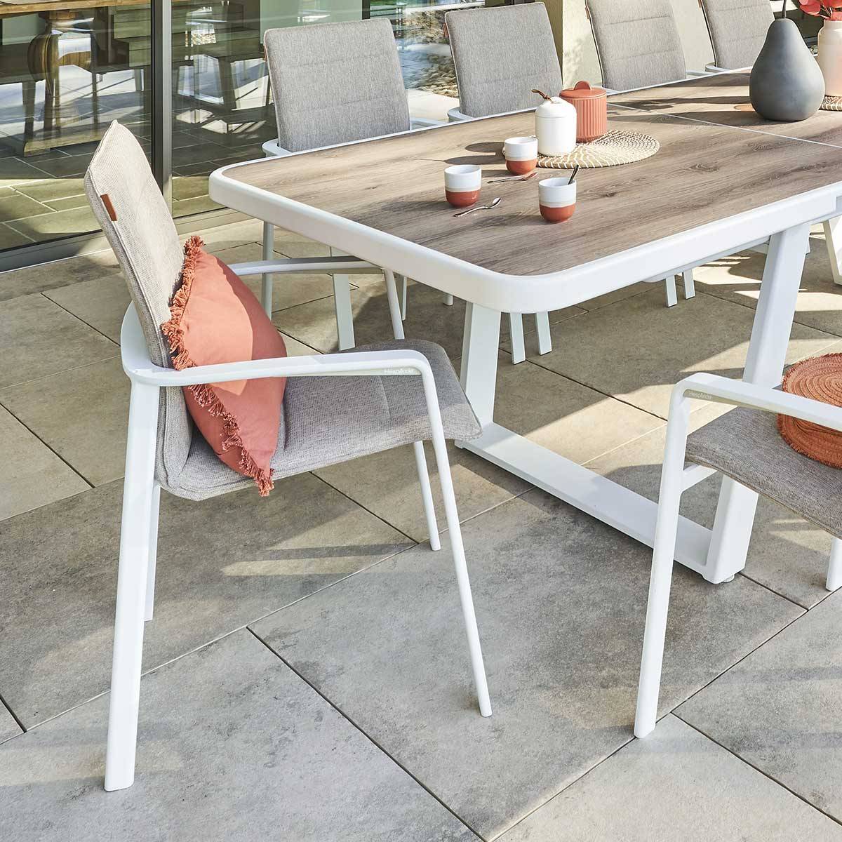 Hesperide - Fauteuil de jardin empilable "Diese" badiane & blanc en aluminium traité époxy Hespéride - Image 3