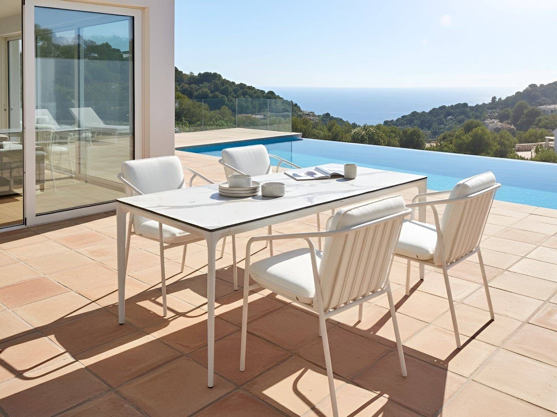 Beliani - Table de repas, 8 Personnes Panneau stratifié haute pression HPL Marbre blanc SOVARETO - 90x180x75- Beliani - Image 1