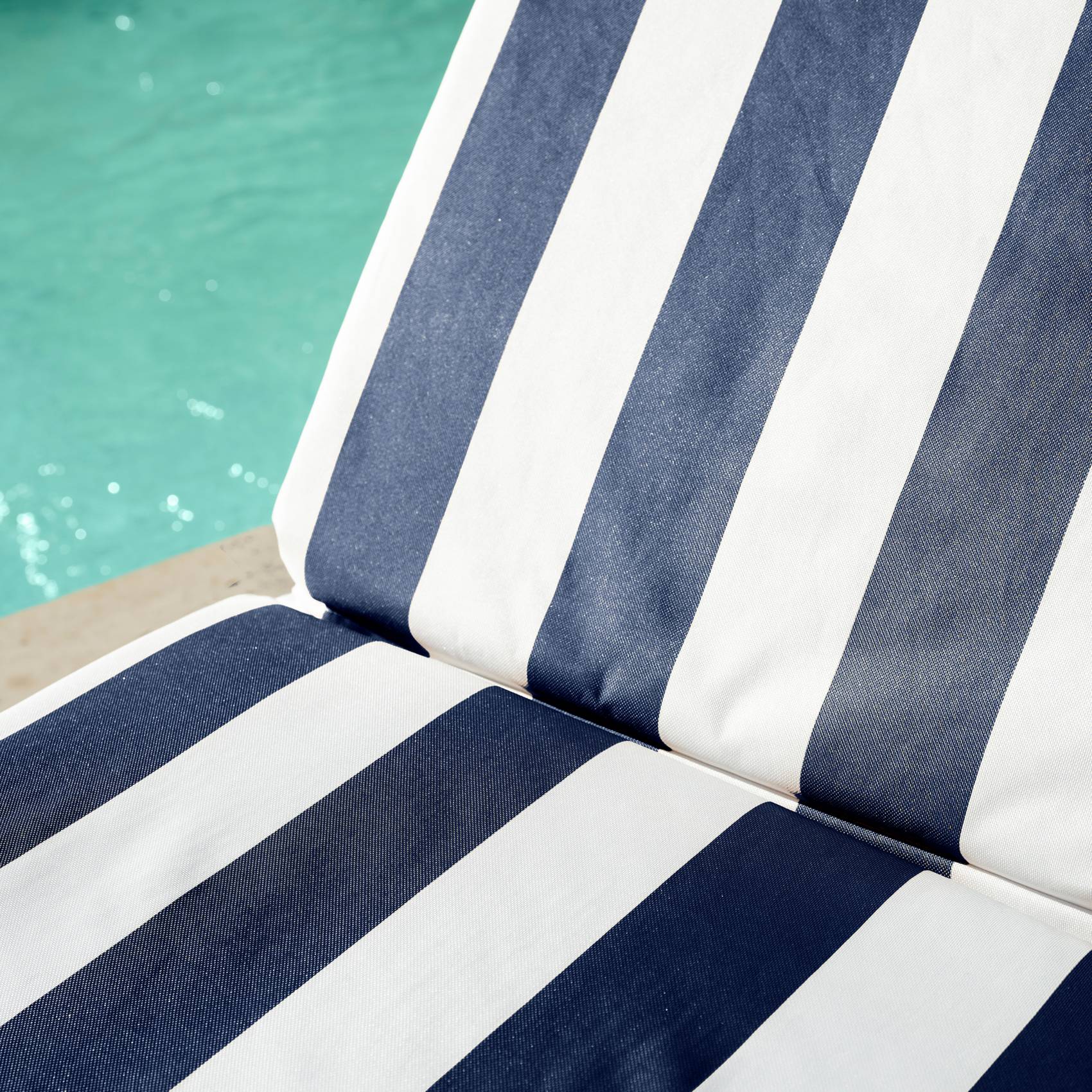 Home Maison - Matelas bain de soleil imperméable déhoussable à rayures pour transat ARCACHON - HOME MAISON - Polyester - Bleu Foncé - Image 2