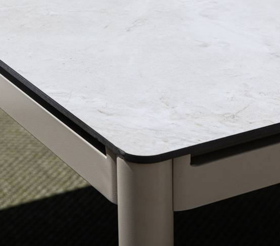 Ensemble table et chaises de jardin 6 places blanc BISCAROSSE - Image 2