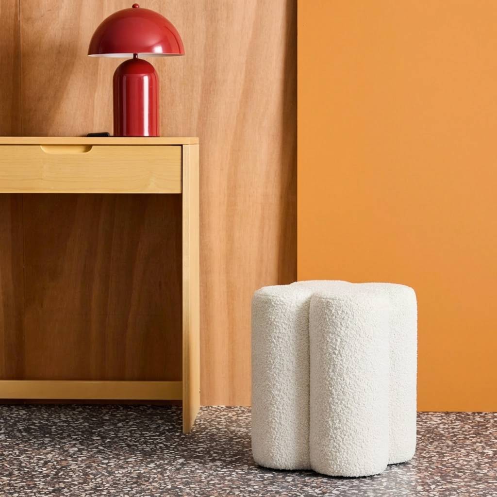 sweeek - Pouf tabouret trèfle bouclette blanc Ø38 x H 40cm - Clover | sweeek - Image 1
