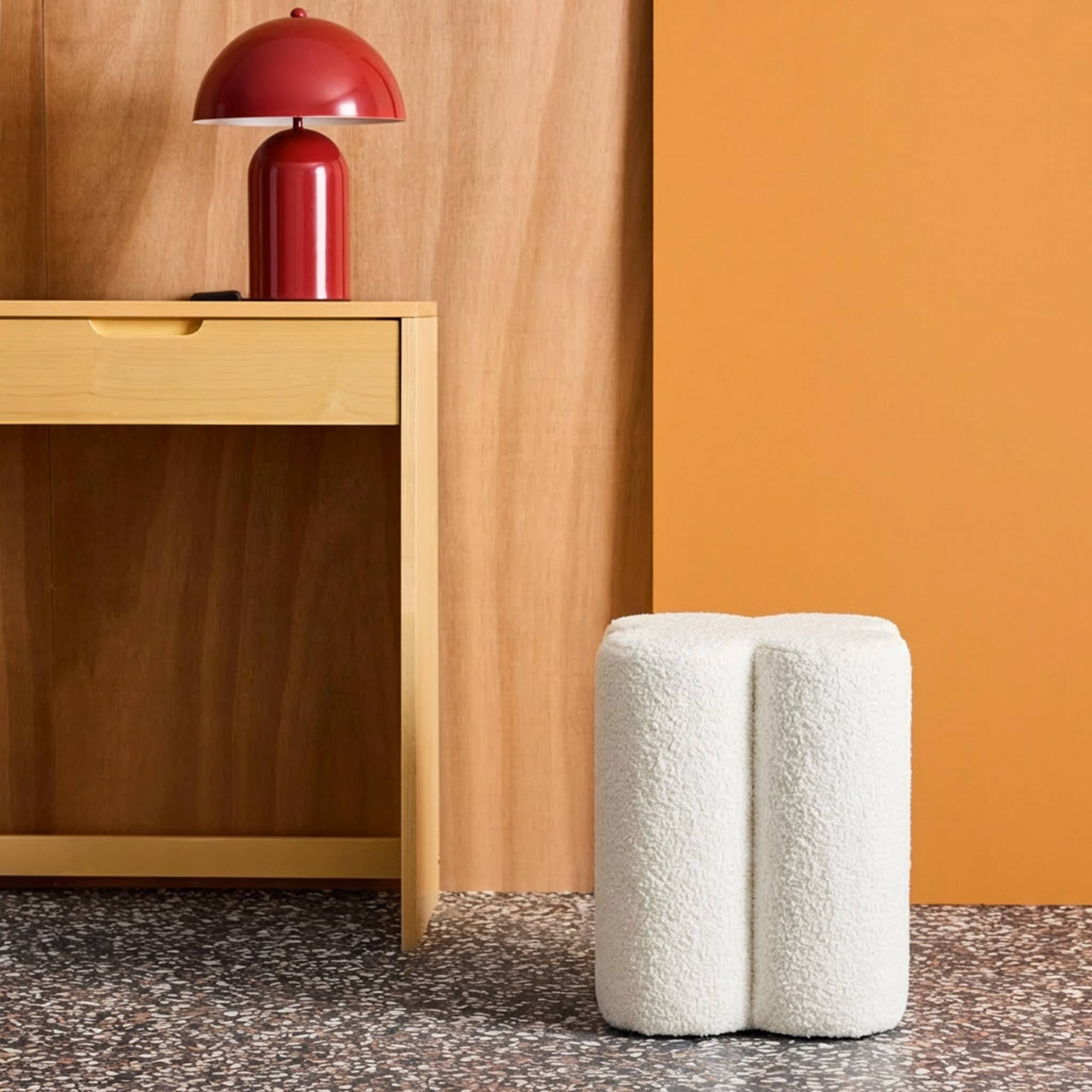 sweeek - Pouf tabouret trèfle bouclette blanc Ø38 x H 40cm - Clover | sweeek - Image 3