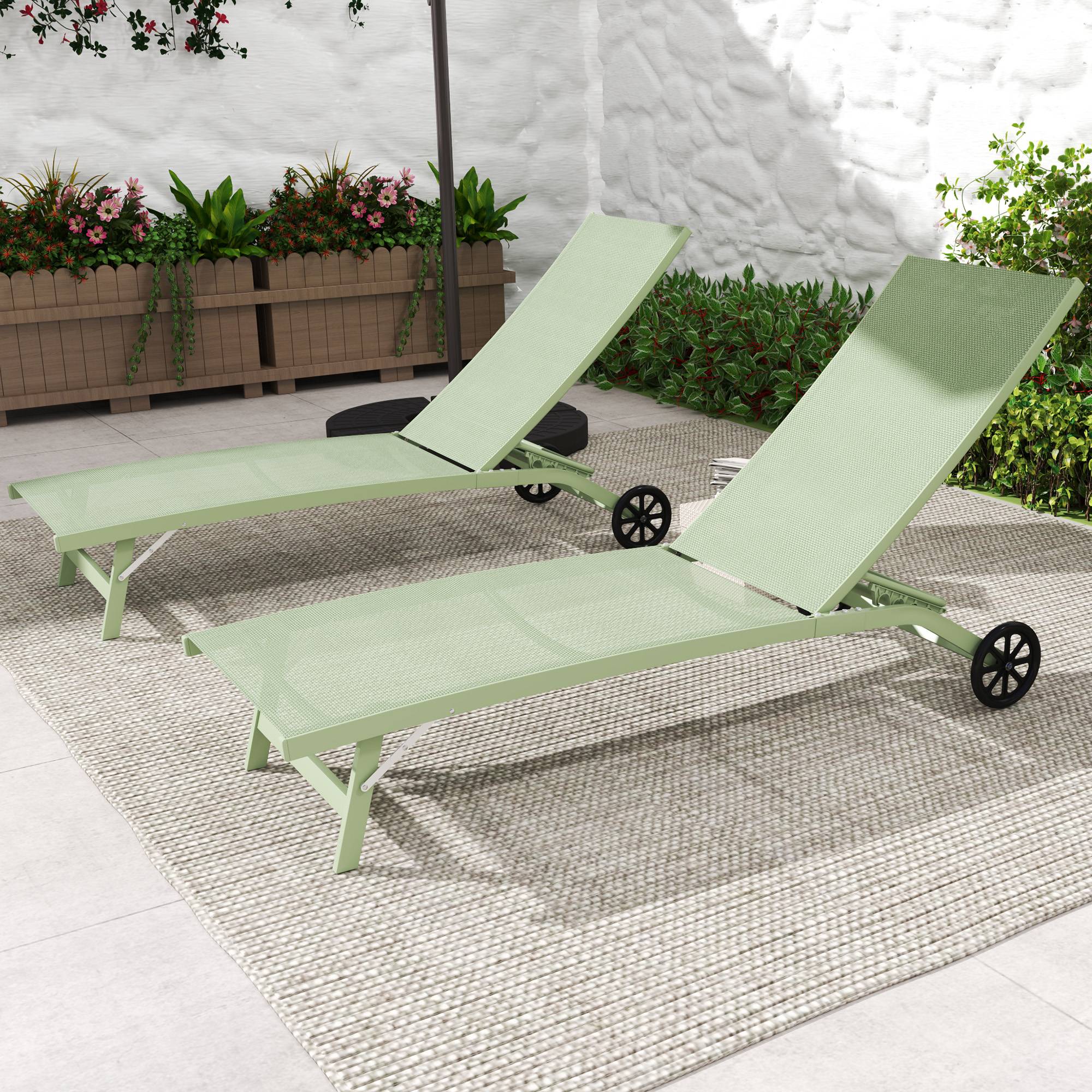 Outsunny - Lot de 2 bains de soleil transat chaises longues inclinables, roulettes, dossier multipositions 150kg aluminium/textilène vert foncé - Outsunny - Image 4