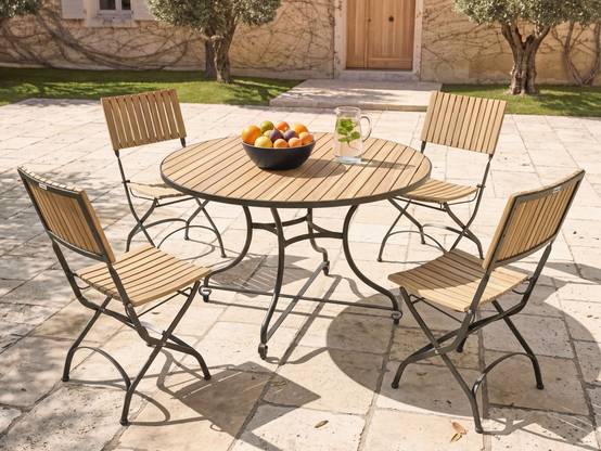 Beliani - Table de repas, 4 Personnes Acacia Marron clair LASCARI - 120x120x74- Beliani - Image 1