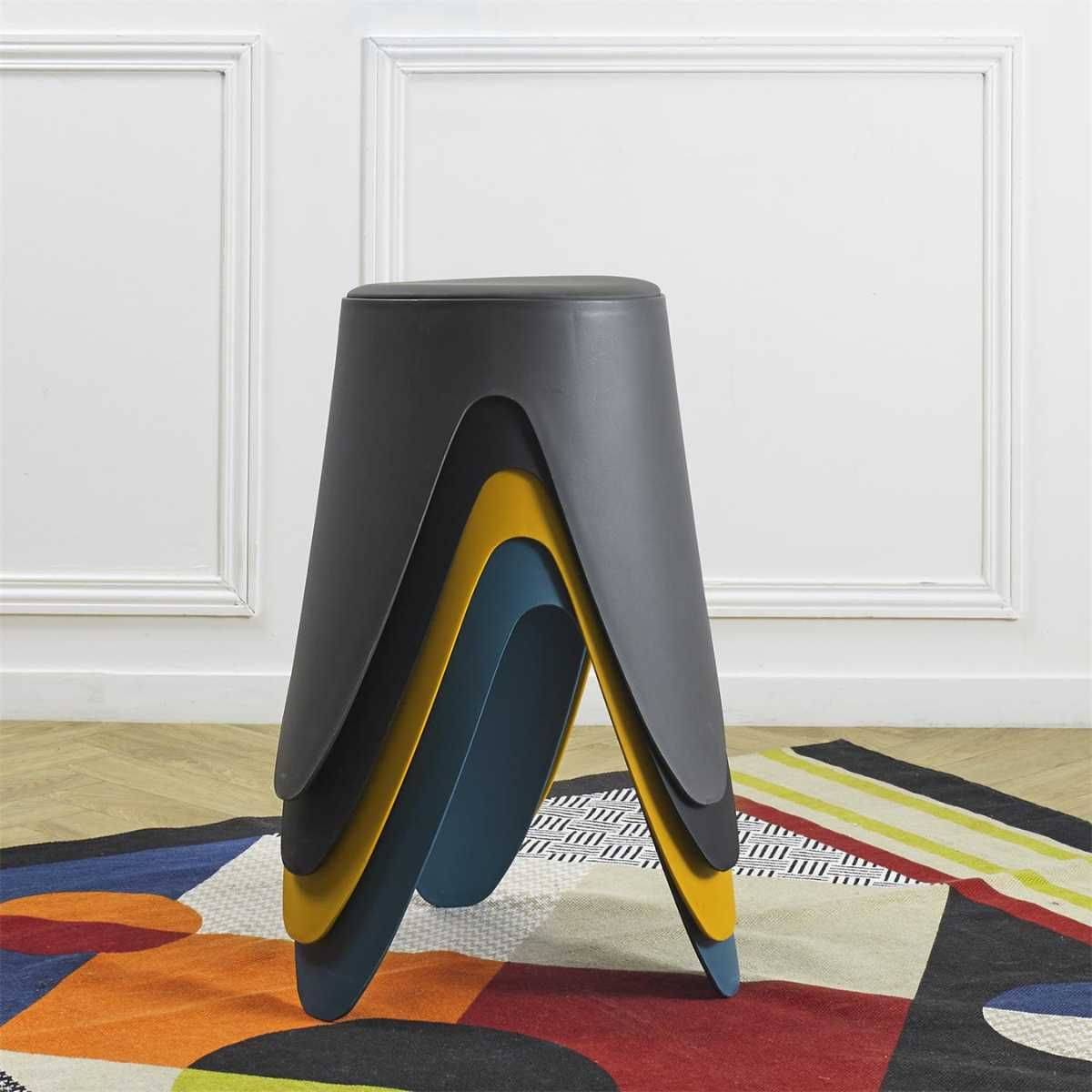Tabouret Jaune Moutarde Tulipe en Polypropylène Empilable Ø46 cm - QARIS - Image 5