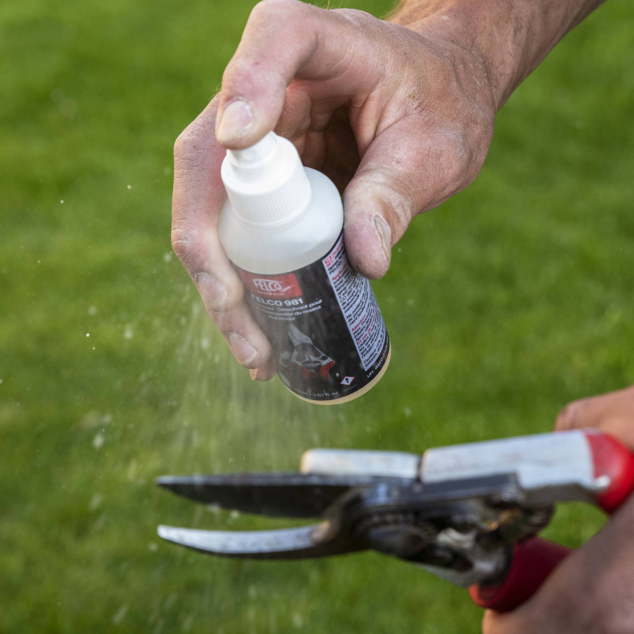 Felco - FELCO Producto disolvente de resina – Spray sin COV n° 981 (limpiar y mantener las tijeras de podar, elimina la resina, la suciedad) FELCO 981 - Imagen 2