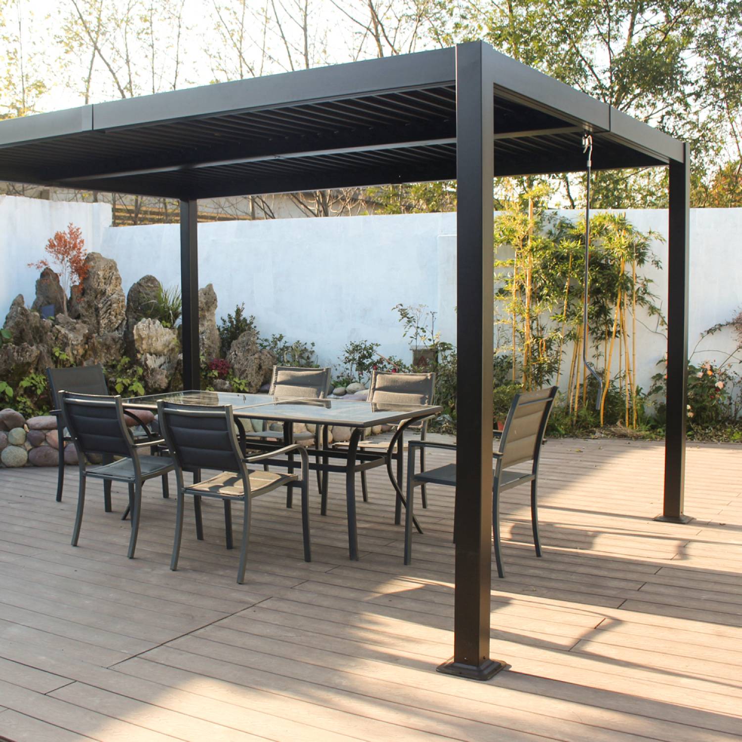 Pergola bioclimatique 4x3m structure et lames en aluminium noir NAXOS - Image 3