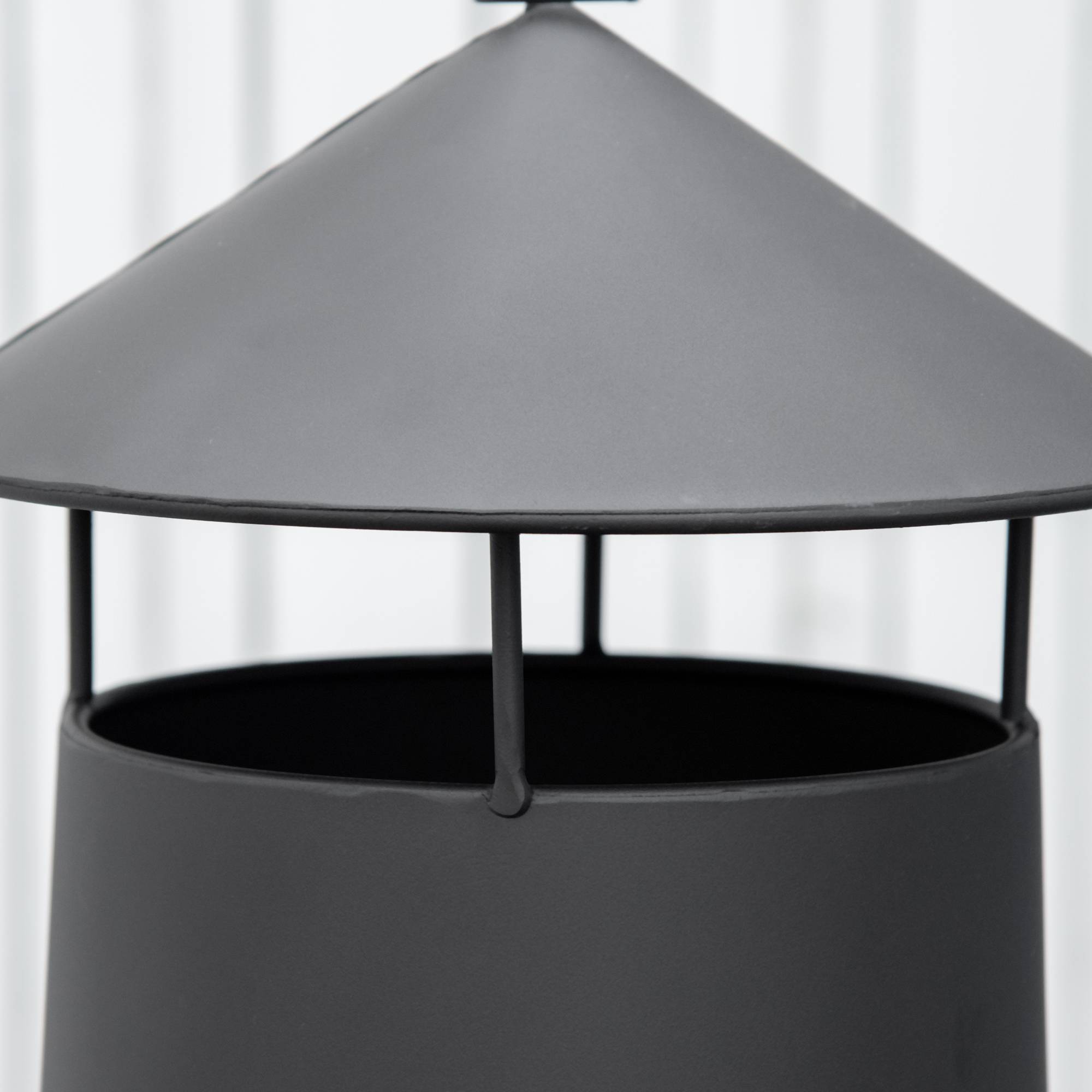 Outsunny - Brasero cheminée d'extérieur H.133 Ø 45 cm tisonnier large foyer - espace de rangement pour bûches - métal noir - Outsunny - Imagen 6