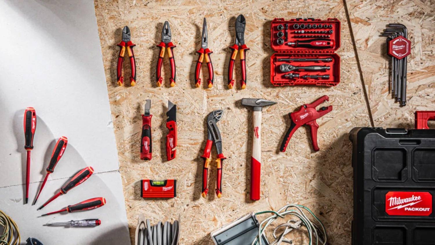 PACKOUT™ Ensemble d'Outils en Coffret - 62 pièces - pour Électriciens - MILWAUKEE - 4932499466 - Image 4