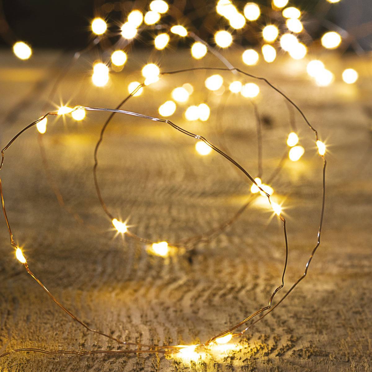 Fééric Lights & Christmas - Guirlande lumineuse intérieur 10m blanc chaud 100 LED à piles FEERIC LIGHTS & CHRISTMAS - Imagen 1