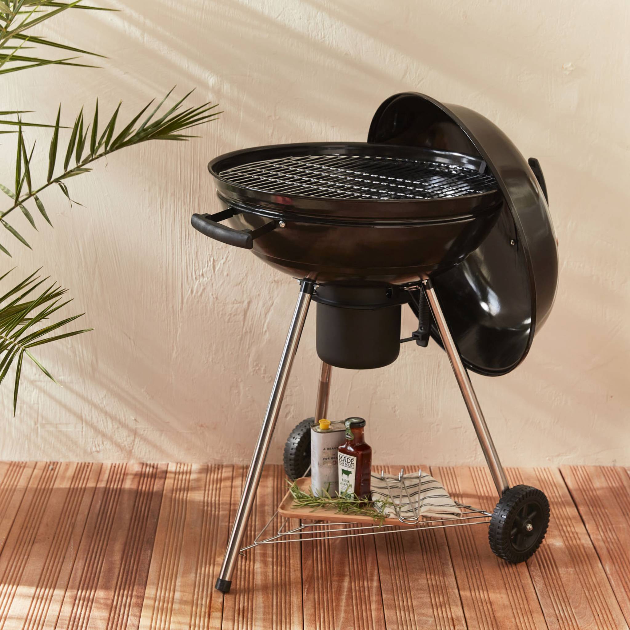 sweeek - Barbecue charbon de bois Ø57cm - Georges - Noir émaillé. barbecue avec aérateurs. émaillé. fumoir. récupérateur de cendres | sweeek - Image 5