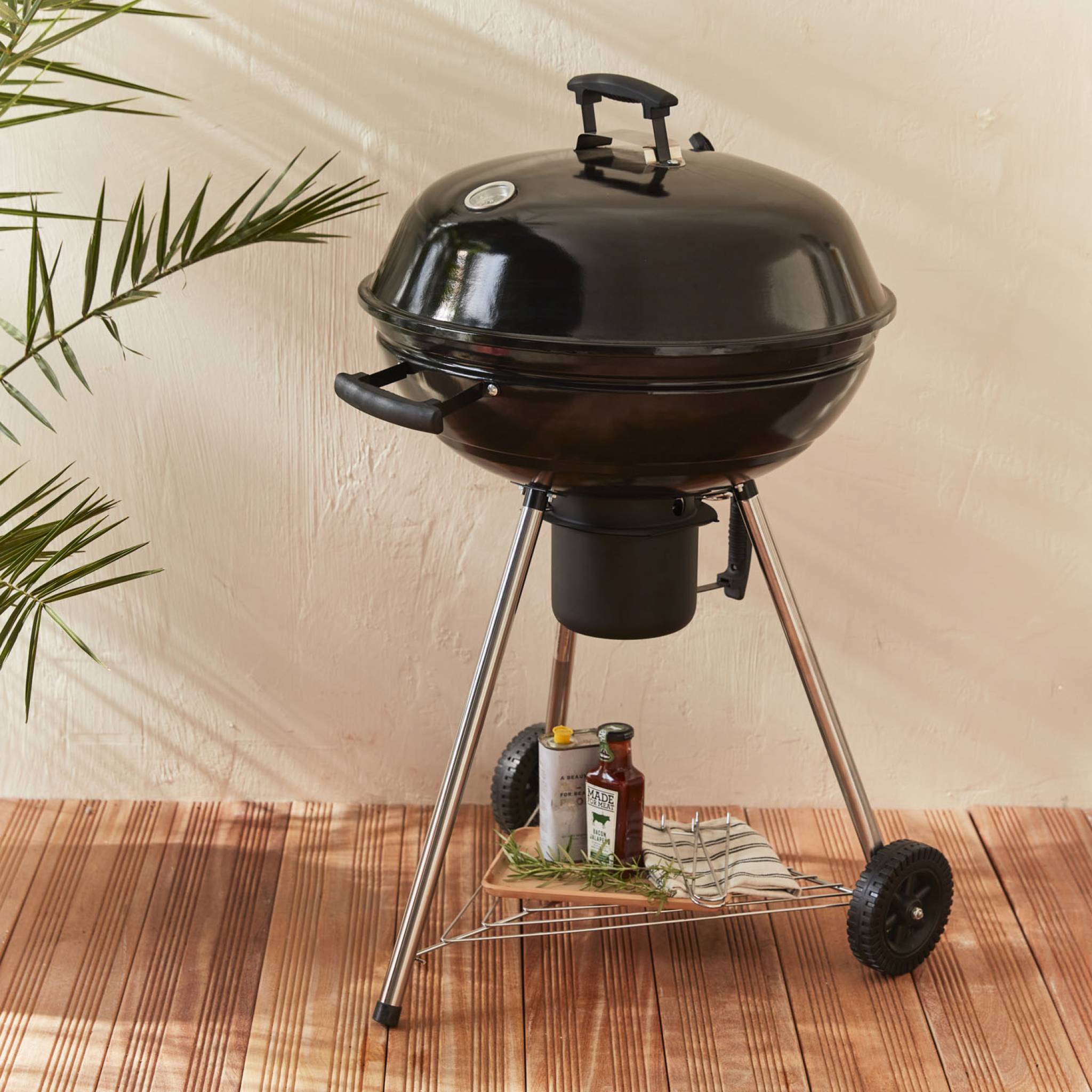 sweeek - Barbecue charbon de bois Ø57cm - Georges - Noir émaillé. barbecue avec aérateurs. émaillé. fumoir. récupérateur de cendres | sweeek - Image 3