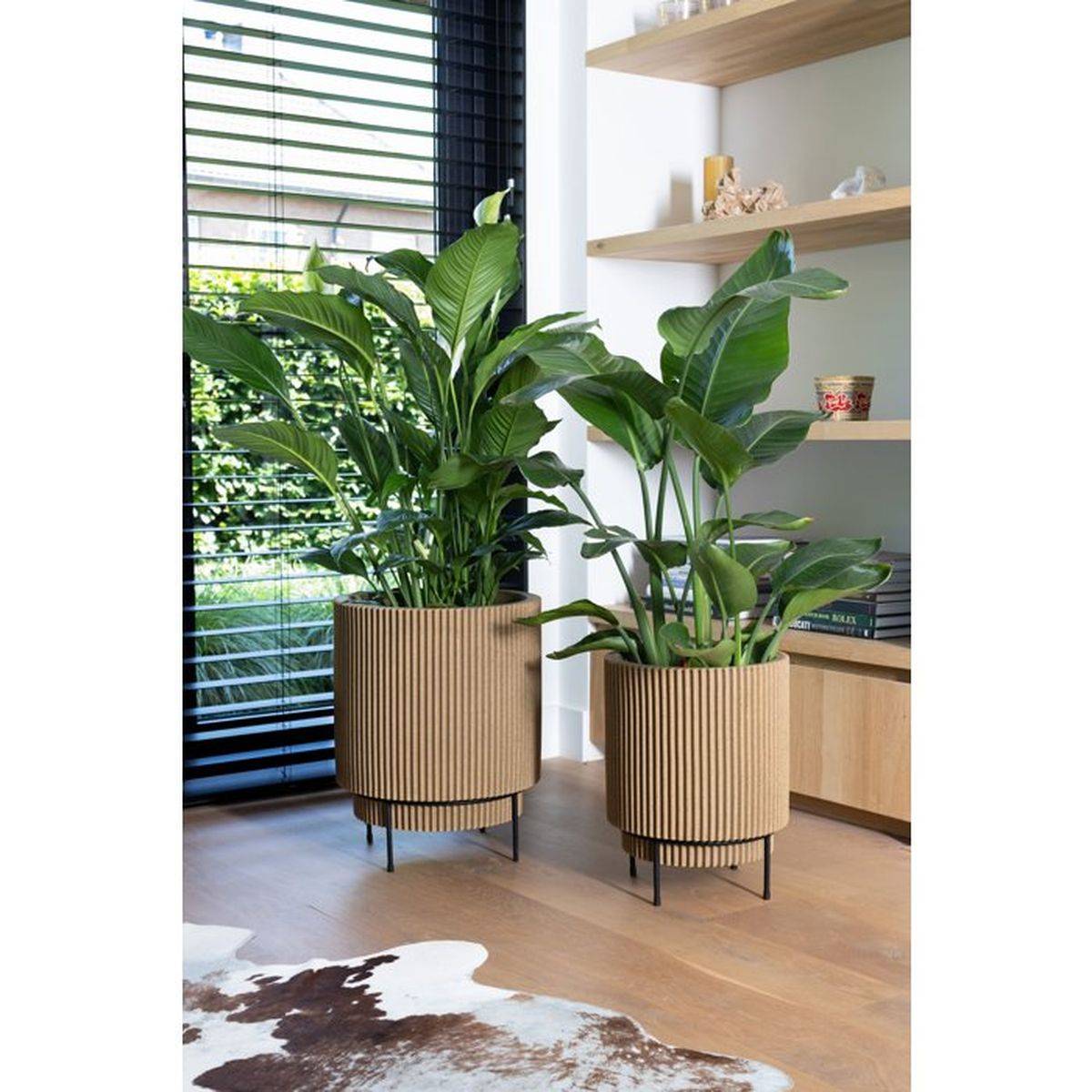 Pot de fleurs cache-pot cylindre beige à effet nervuré Groove NL - Couche isolante Ø43,5 x 46 cm - CAPI EUROPE - Image 3