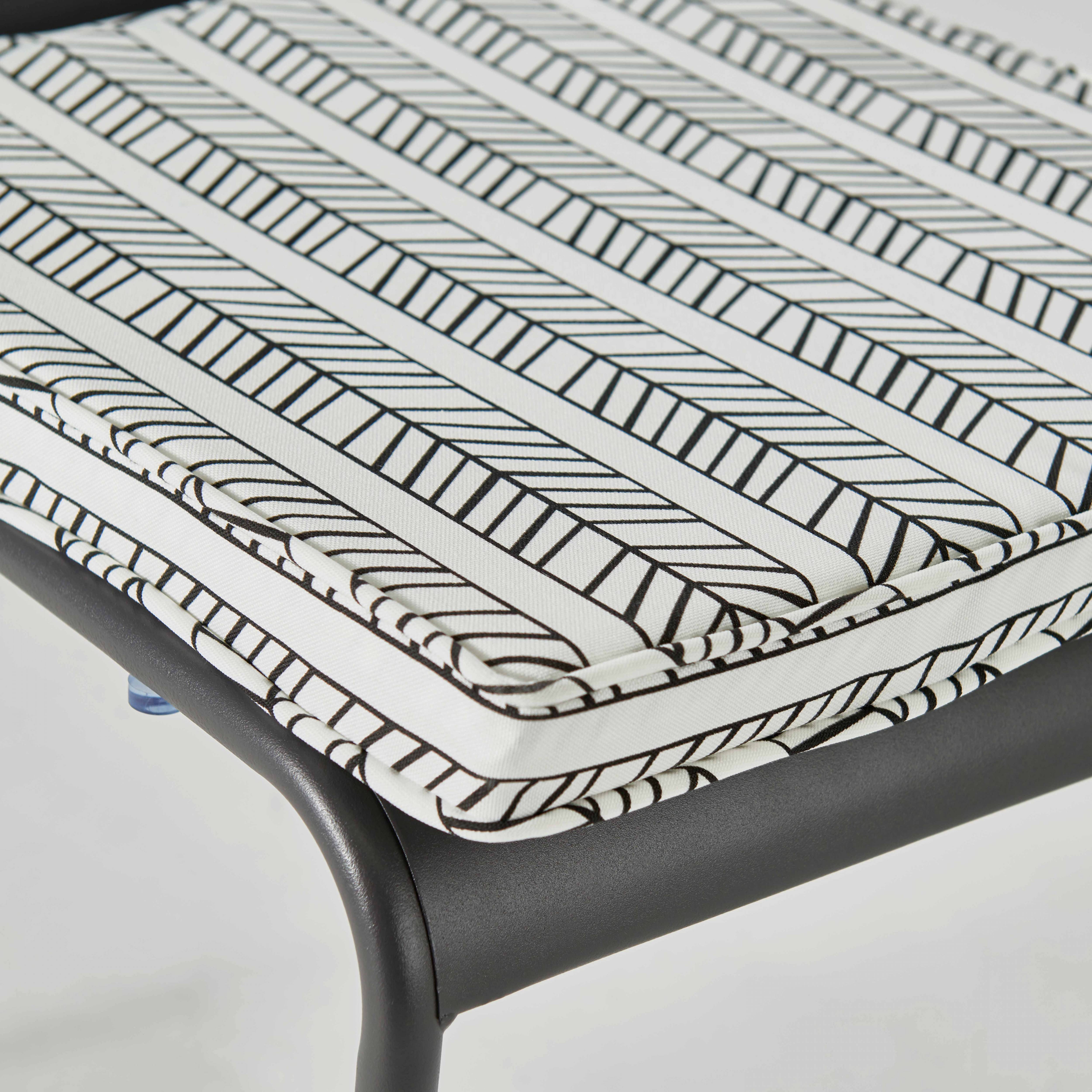 Oviala - Lot de 4 galettes de chaise polyester tempu 40x40x3 cm Paita - Oviala - Image 4