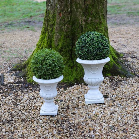 Vase médicis jardin en béton blanc 18.5 x 24 cm Chemin de campagne - Imagen 4