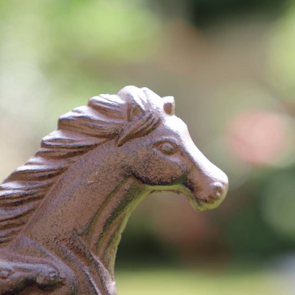 Figurine cheval en fonte marron 17 x 16 cm Chemin de campagne - Imagen 5