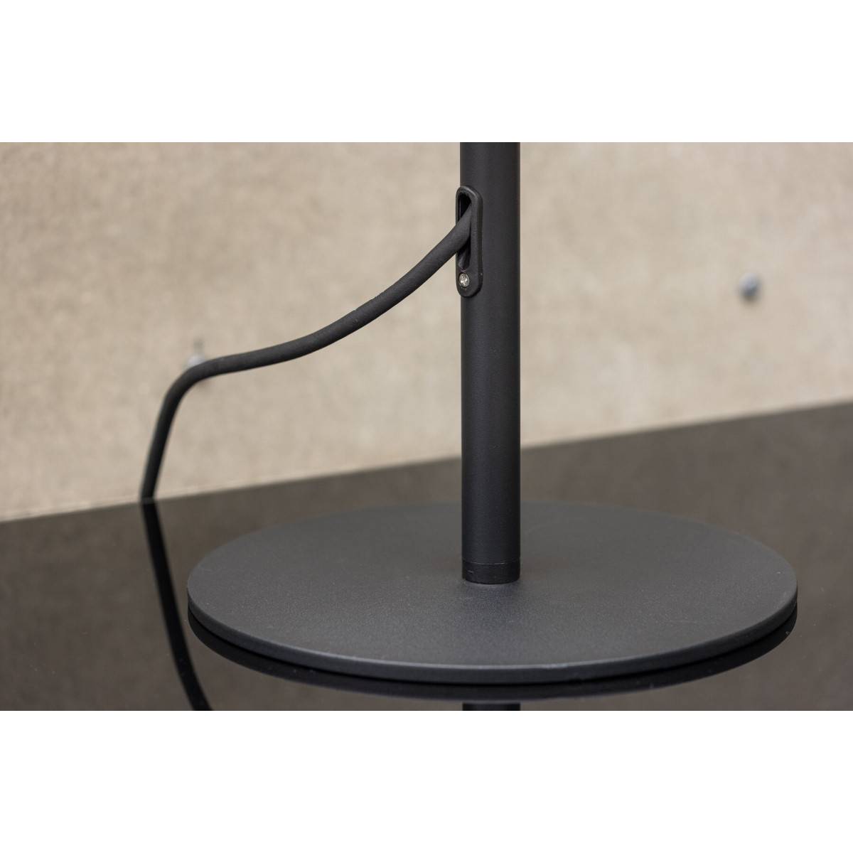 Paris Prix - Lampe à Poser d'Extérieur "Moris" 52cm Noir - Image 4
