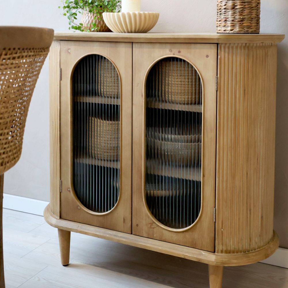 Chemin De Campagne - Buffet 2 portes en bois de pin cannelé et verre 90 x 40 x 85 cm Chemin de campagne - Imagen 2