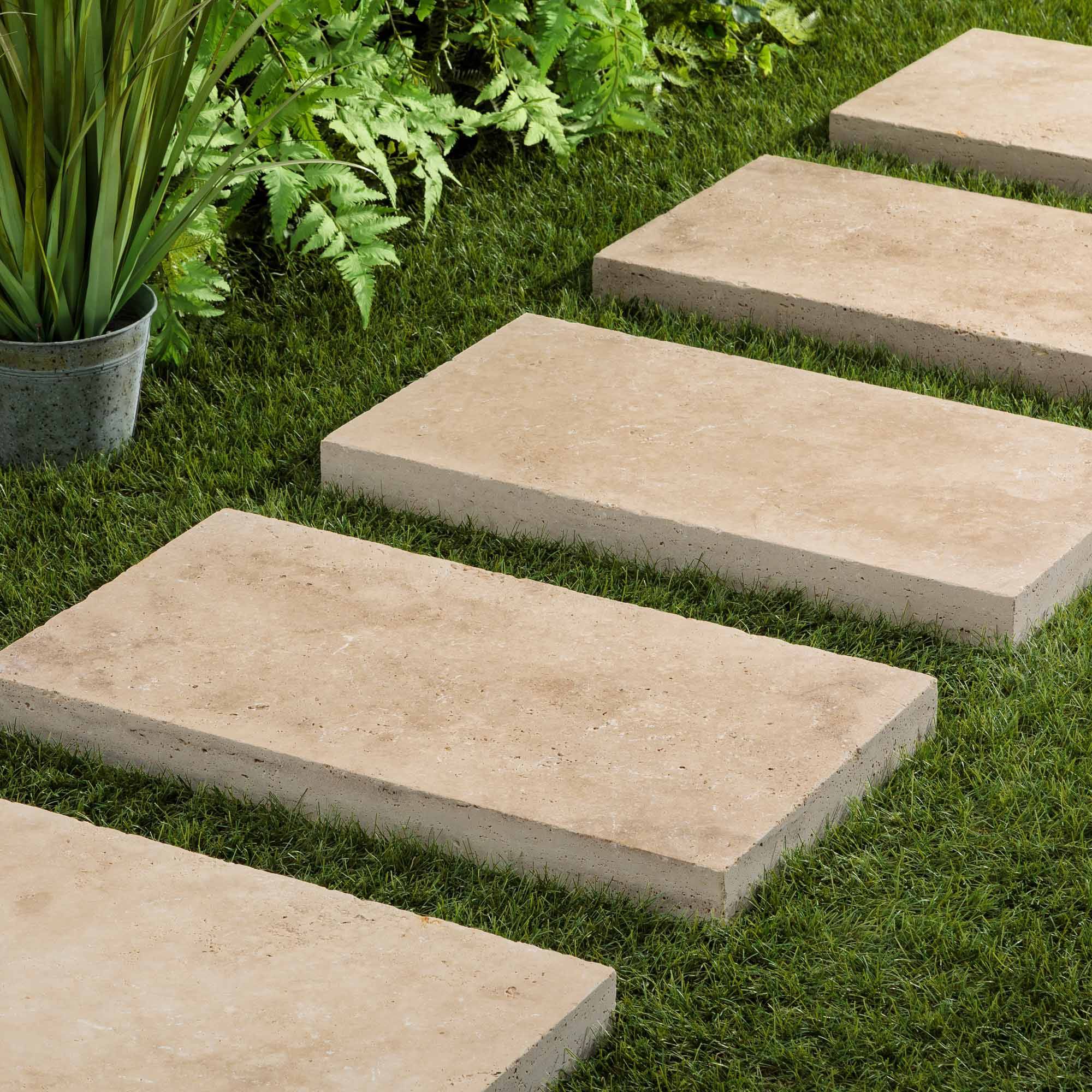 RO'MA Nature - Pas japonais Rectangle Travertin Beige Nuancé 61x33x5 cm (à l'unité) - RO'MA NATURE - Image 1