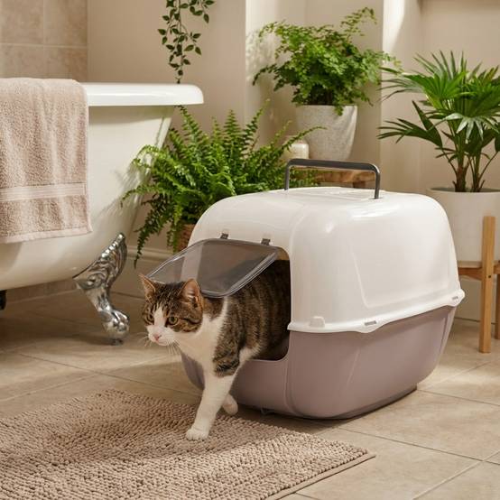 Ferplast - Ferplast Bac Litiere pour Chat, Maison de toilette pour Chat, 2 filtres à charbon actif anti-odeur inclus, Porte battante obscurcie, 39,5 x 52,5 x h - Image 3