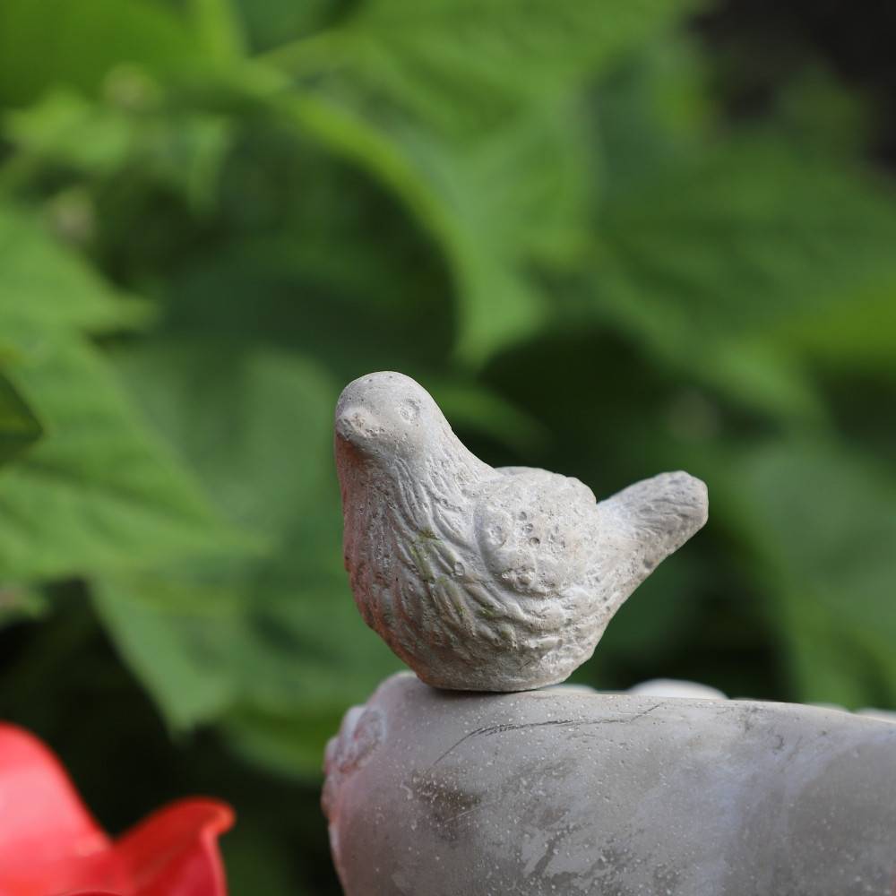 Chemin De Campagne - Mangeoire à oiseaux sur pied coeur abreuvoir jardin béton gris 19cm Chemin de campagne - Imagen 4