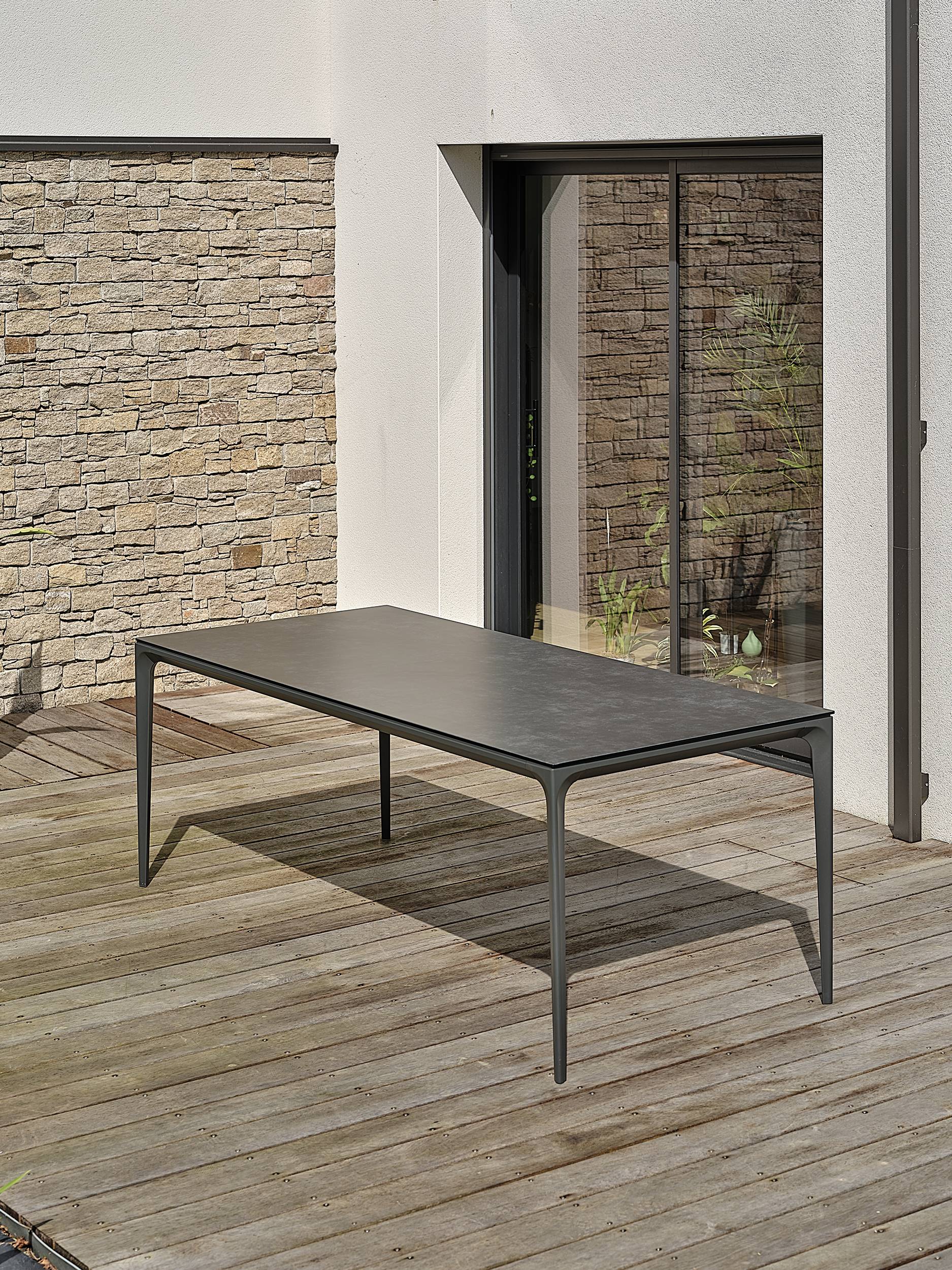 REMARQUABLE - Table de jardin TIGUA avec plateau en céramique sur verre - ANTHRACITE - REMARQUABLE - Image 5