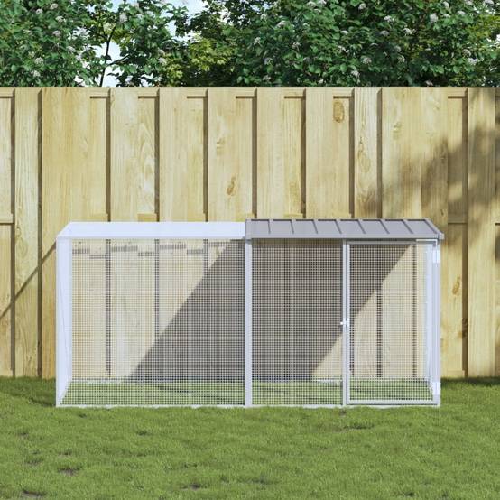 Poulailler extérieur 203 cm acier galvanisé avec parc grillagé et toit Gris – ComfortXL Outdoor Living - Image 1