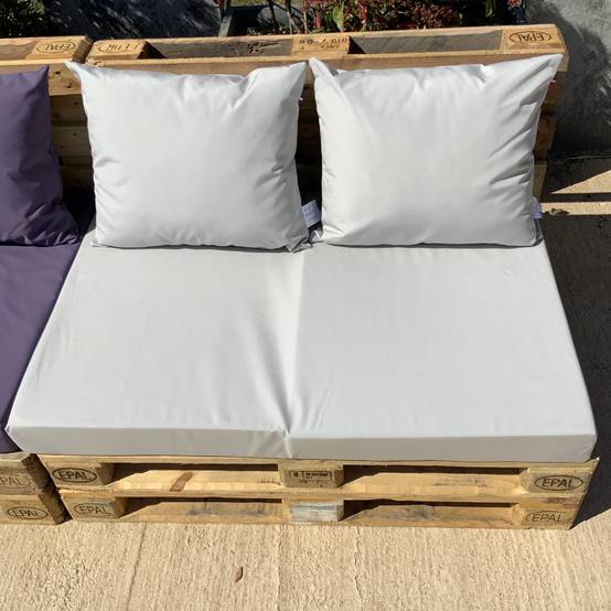 Home Maison - Ensemble de coussins palette en tissus téflon supérieur - HOME MAISON - Polyester - Gris clair - Image 1