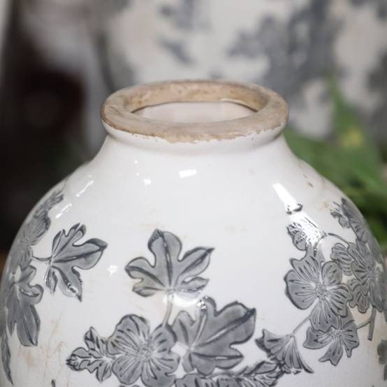 Chemin De Campagne - Vase "Fleurs grises" en céramique émaillée Ø.17,5 x Ht.25.5 cm Chemin de campagne - Image 5