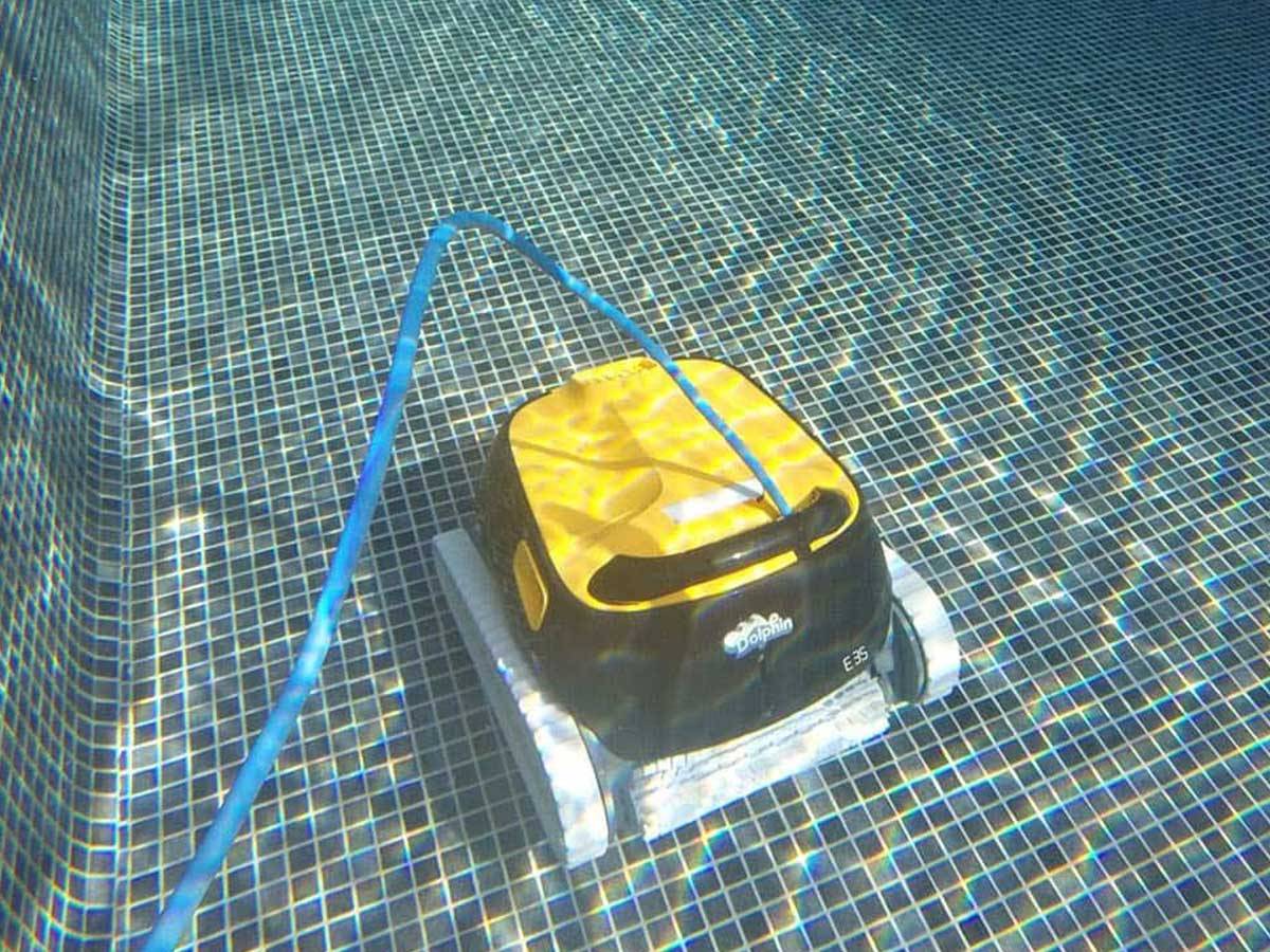 Robot de piscine électrique E35 - Dolphin - Image 6