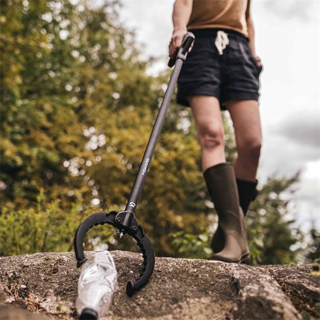 Fiskars - Pince à déchets en acier Solid - manches à anneau ergonomique - 87,5 cm - 0,45 kg Fiskars - Imagen 4