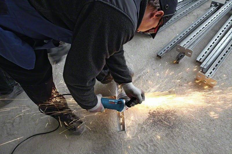 Bosch Professional - Meuleuse angulaire BOSCH GWS 11-125 - 1100 W Ø125 mm - Avec coffret de transport - 060179D003 - Imagen 3