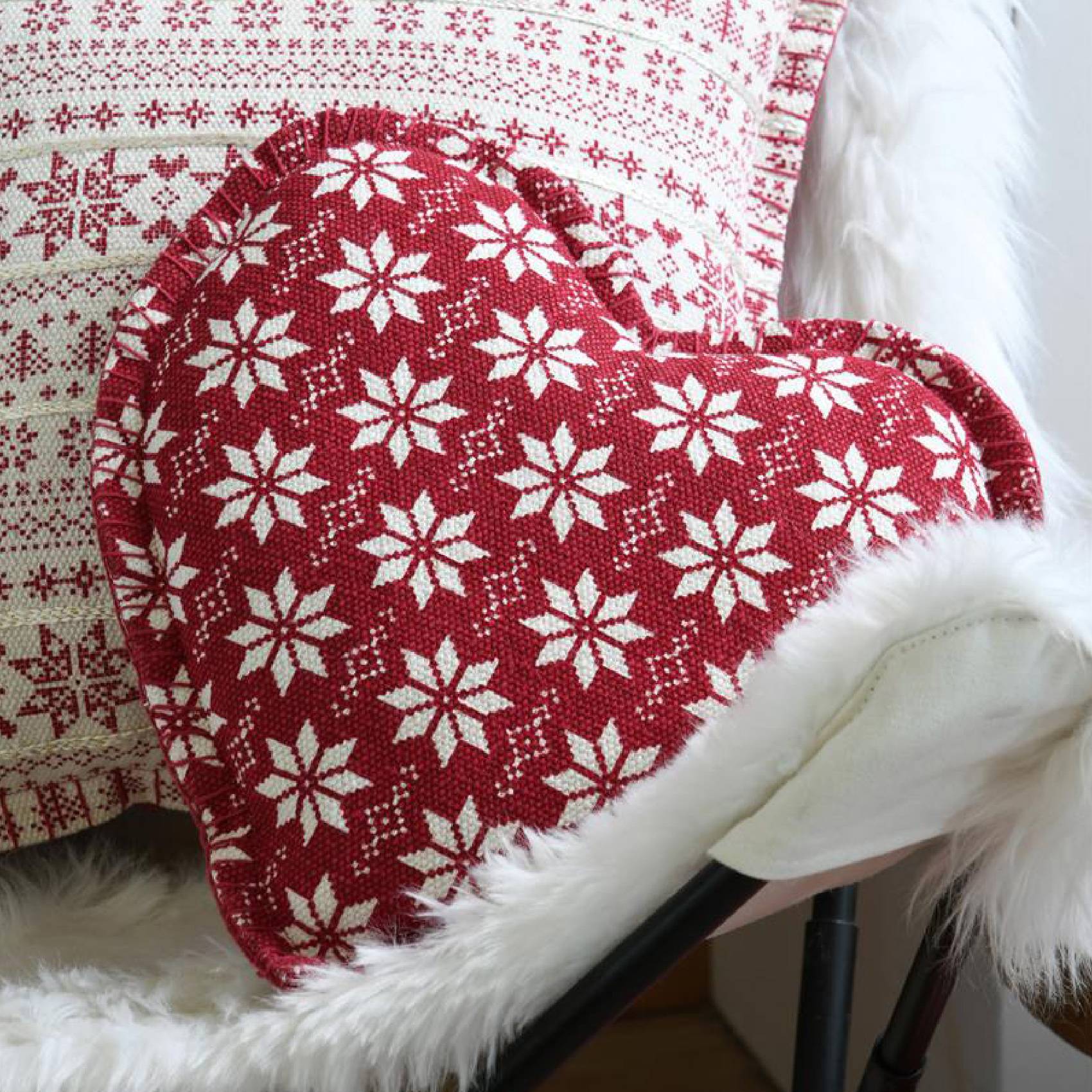 Lovely Casa - Coussin coeur esprit chalet traditionnel - LOVELY CASA - Coton - Rouge - Imagen 4
