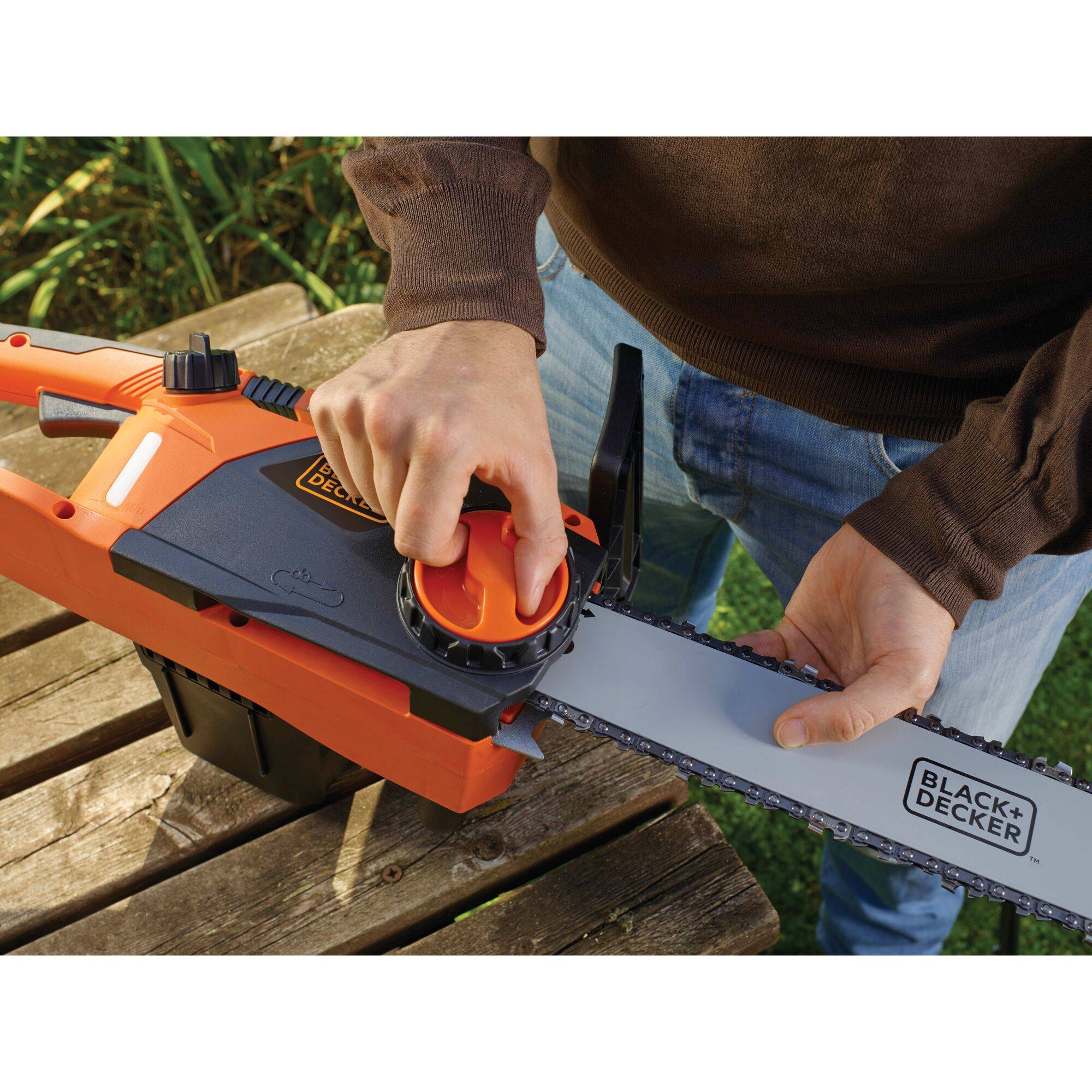 Tronçonneuse 45 cm - 2200 W - tendeur de chaîne sans outil BLACK+DECKER CS2245-QS - Imagen 4