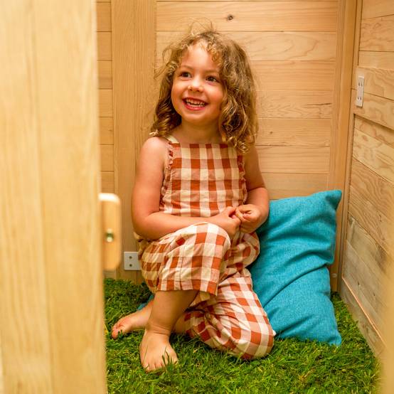 Maisonnette cabane enfant BOUTON D'OR COTTAGE en bois FSC® - Image 3