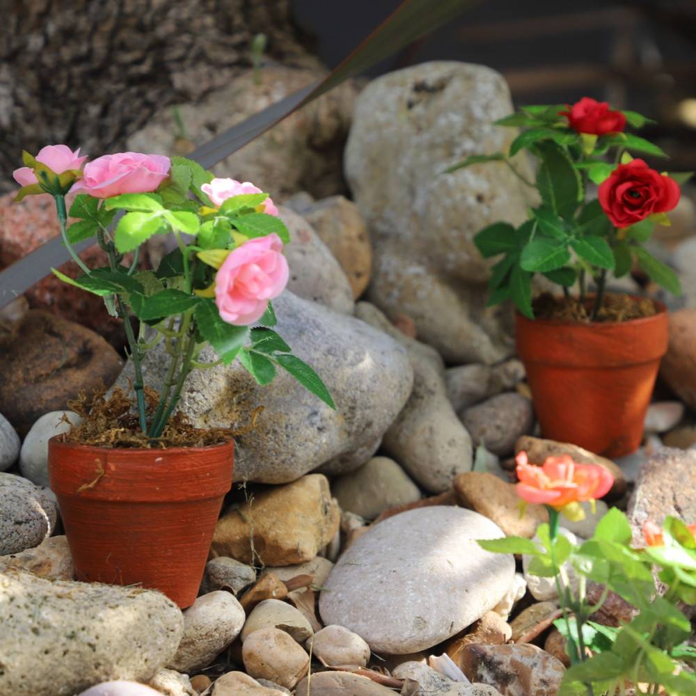 ~Rosier plante fleur artificielle extérieur cimetière tissu rose 12cm Chemin de campagne - Imagen 4