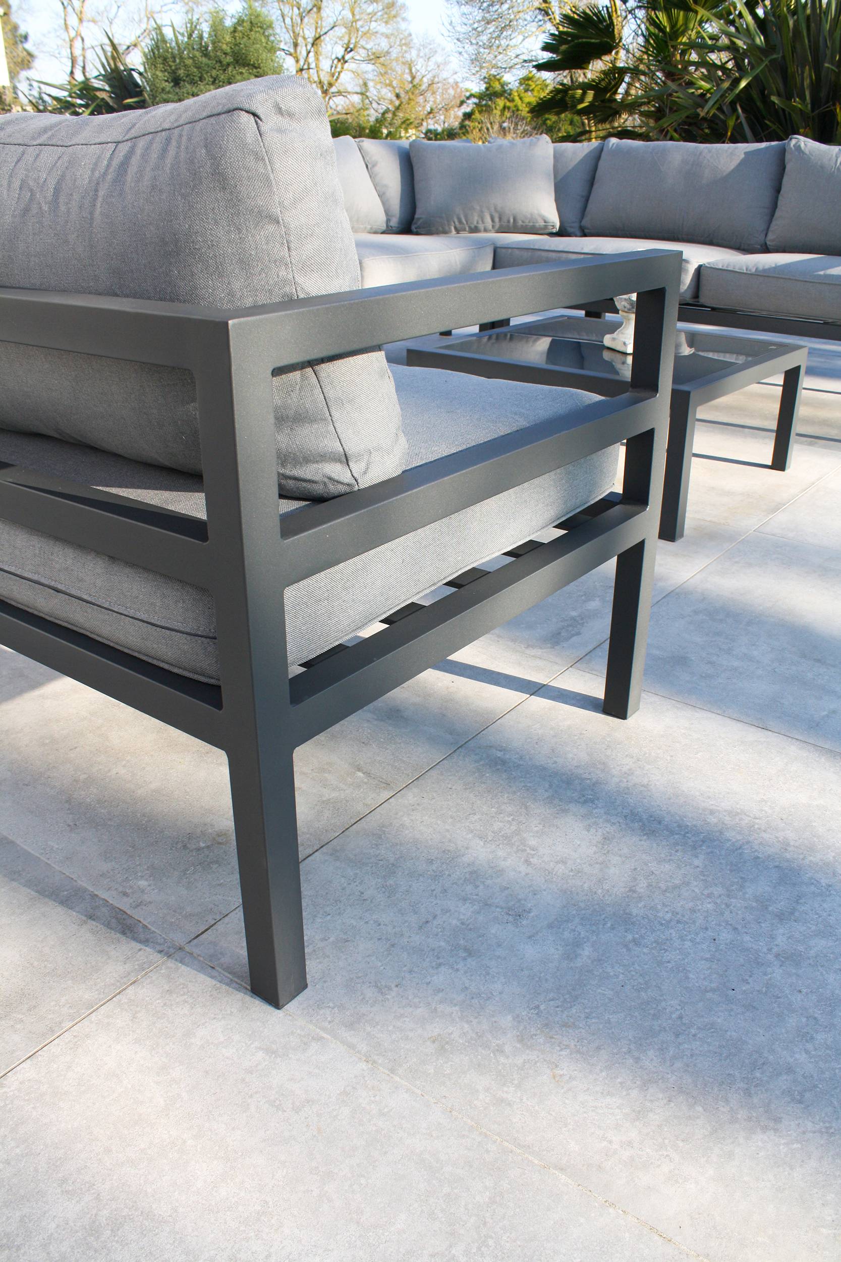 Salon de jardin d'angle 6 places en aluminium - Gris anthracite - BEAUBOURG - Image 5