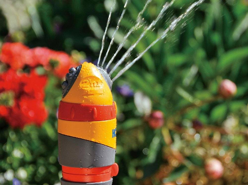 Hozelock - Aspersor rotativo Pro 314 m² para regar plantas delicadas, plantas establecidas y césped HOZELOCK - Imagen 4