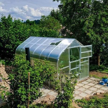Serre KLASIKA Standard 5m2, 2,5m x 2m, 6 mm avec revêtement en polycarbonate (Avec 1 toit ouvrant automatique) - Image 7