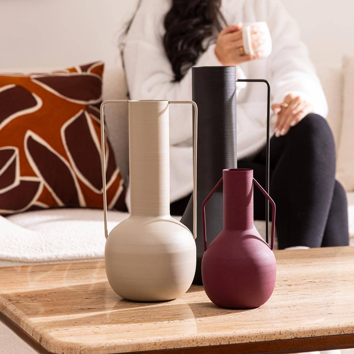 Atmosphera - Vase amphore en métal Rouge Rubis design moderne H 20 cm - Imagen 4